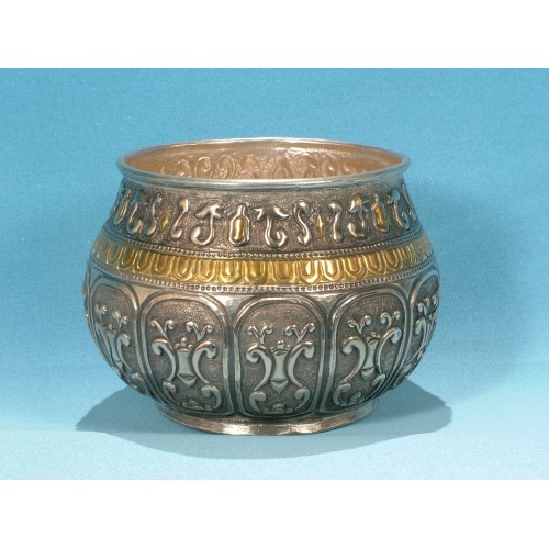 Hand-wrought copper embossed bowl, silver-plated and partially gold-plated 2 - on request