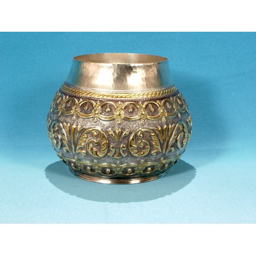 Hand-wrought copper embossed bowl, silver-plated and partially gold-plated - on request